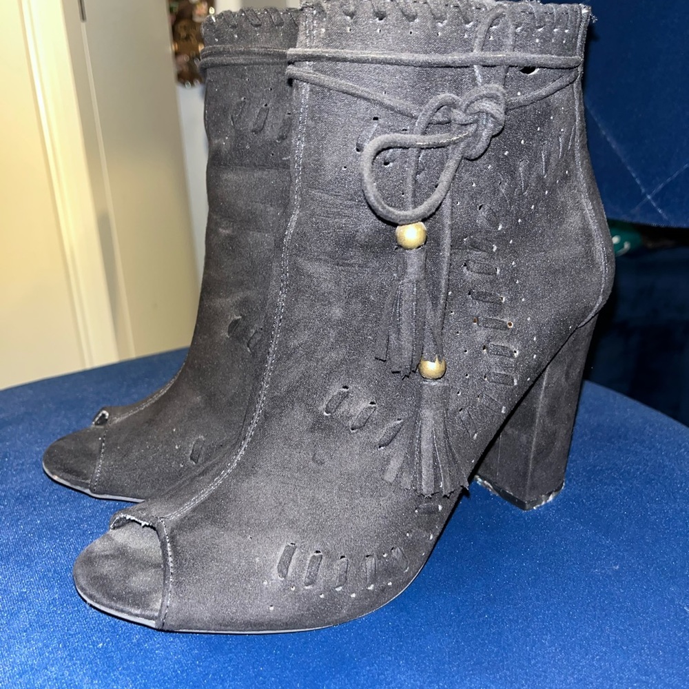 Bamboo Open-toe Booties